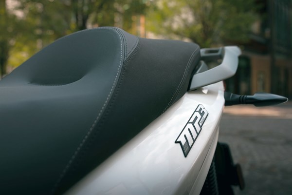 Piaggio MP3 310 () - Bild 10
