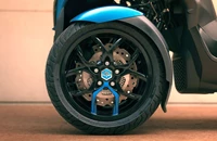 Piaggio MP3 310 Sport 2025 - Bild 6 Piaggio MP3 310 Sport 2025 - Bild 6