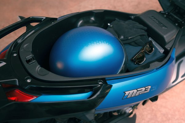 Piaggio MP3 310 Sport () - Bild 7