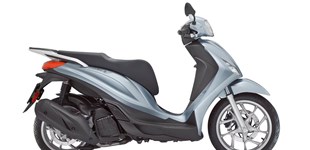 Piaggio Medley 200 2025 vs Honda SH300i 2015