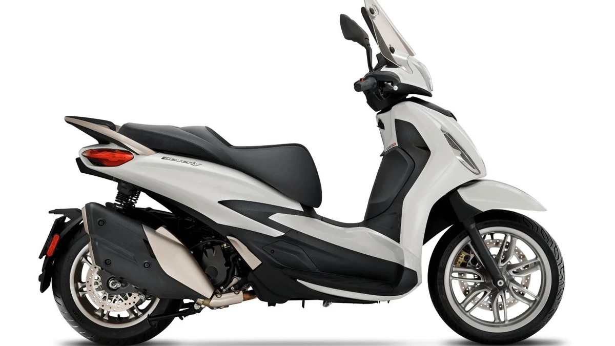 Piaggio Beverly 400 Bild 2: Piaggio Beverly 400