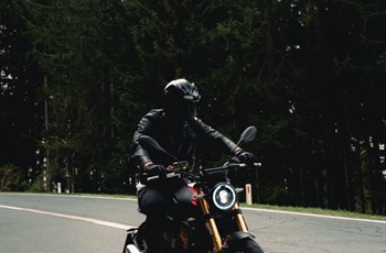 Online SC 125 ABS 2025 - Bild 8