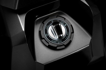 Sym ADX 300 2025 - Image 23