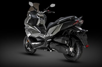 Sym ADX 300 2025 - Image 28