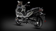 Motorrad Vergleich Sym ADX 300 2025 Vs Honda ADV350 2022 Motorrad Vergleich Sym ADX 300 2025 Vs Honda ADV350 2022