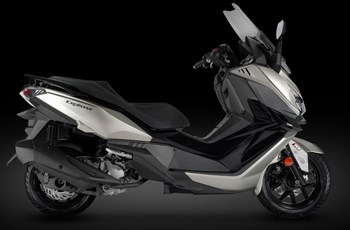 Sym Cruisym 300 2025 - Bild 11