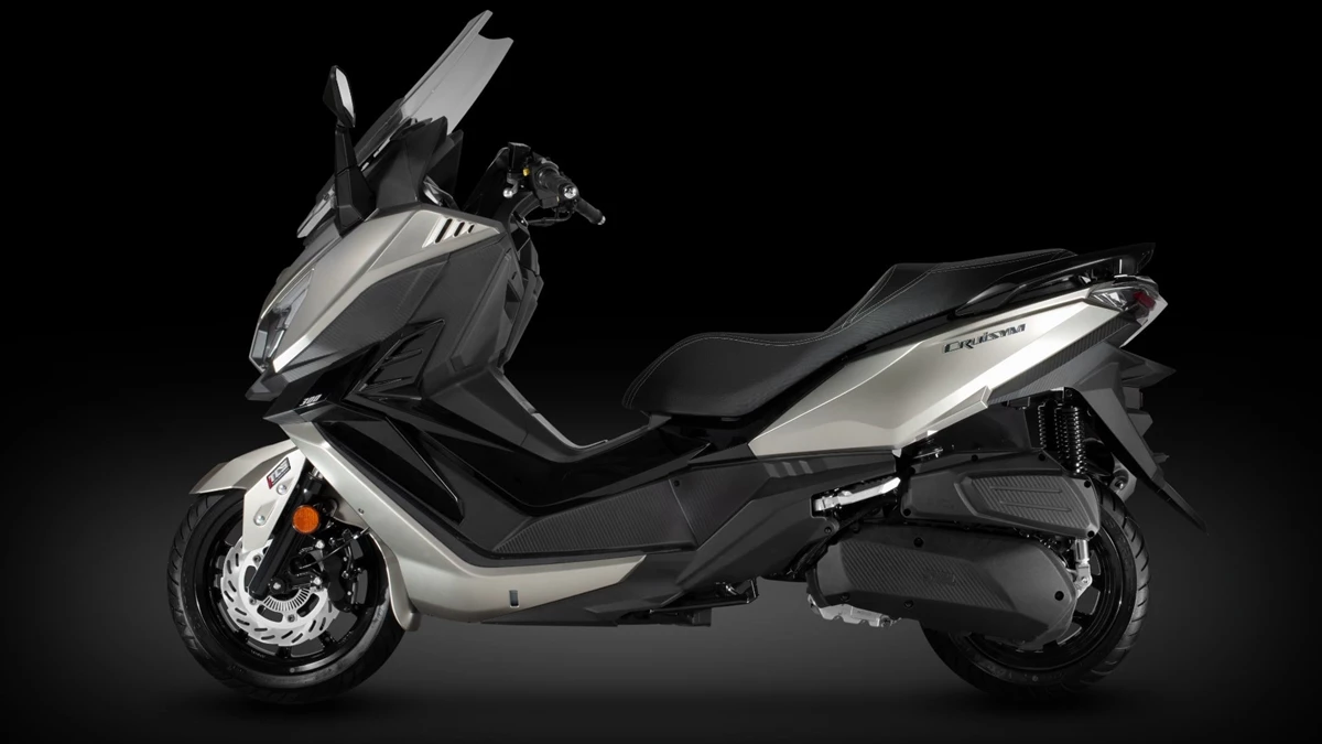 Sym Cruisym 300 Bild 15: Sym Cruisym 300