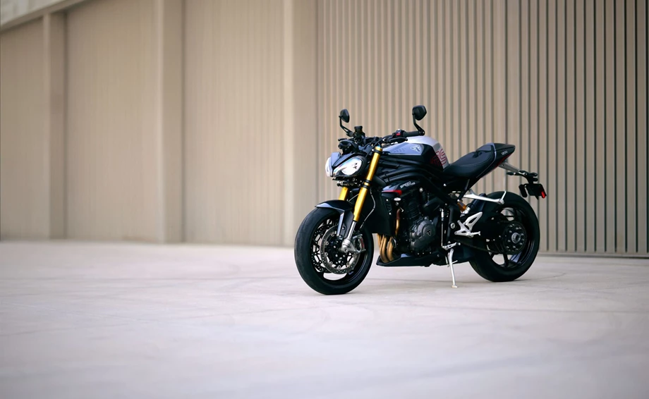 Triumph Speed Triple 1200 RS Bild 7: Triumph Speed Triple 1200 RS