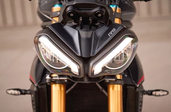 Triumph Speed Triple 1200 RS 2025 - Bild 6 Triumph Speed Triple 1200 RS 2025 - Bild 6