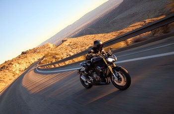 Triumph Speed Triple 1200 RS 2025 - Bild 12 Triumph Speed Triple 1200 RS 2025 - Bild 12