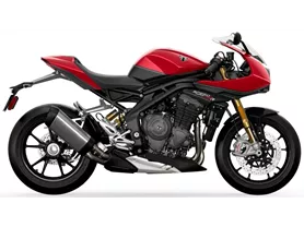 Triumph Speed Triple 1200 RR Triumph Speed Triple 1200 RR