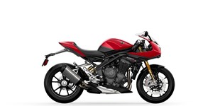 Triumph Speed Triple 1200 RS 2021 vs Triumph Speed Triple 1200 RR 2025