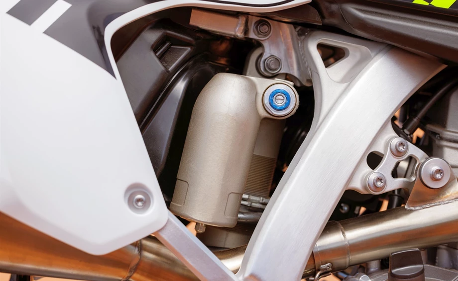 Triumph TF 250-X Bild 6: Triumph TF 250-X