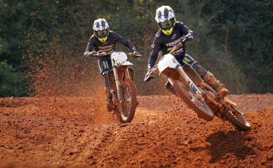 Triumph TF 250-X Bild 10: Triumph TF 250-X