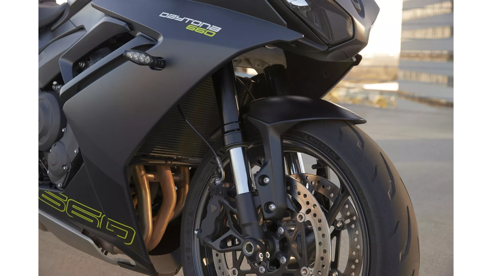 Triumph Daytona 660 - Image 9 Triumph Daytona 660 - Image 9