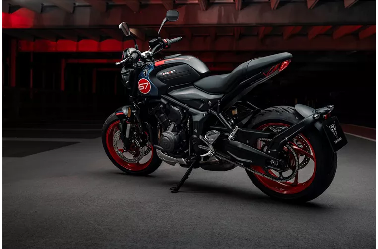 Triumph Trident 660 Triple Tribute 2025 Triumph Trident 660 Triple Tribute 2025