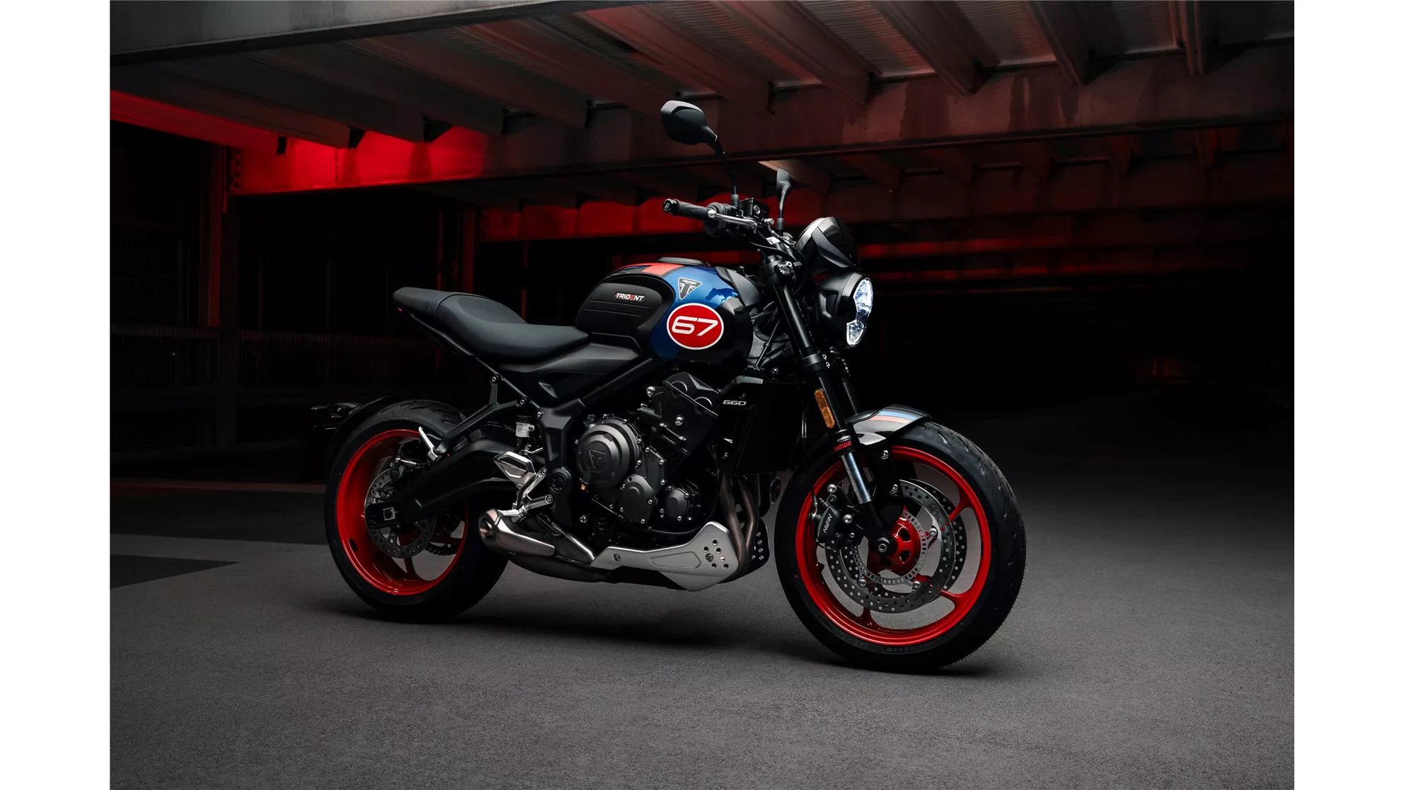 Triumph Trident 660 Triple Tribute - Obrázek 1 Triumph Trident 660 Triple Tribute - Obrázek 1