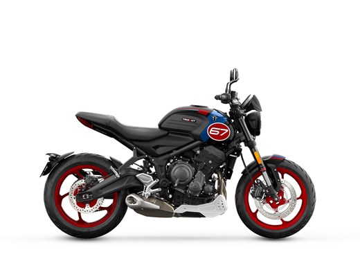 Triumph Trident 660 Triple Tribute