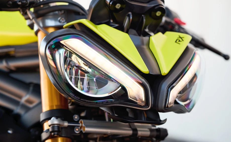Triumph Speed Triple 1200 RX Bild 10: Triumph Speed Triple 1200 RX