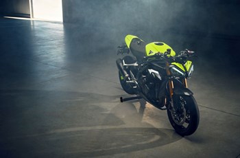 Triumph Speed Triple 1200 RX 2025 - Bild 12 Triumph Speed Triple 1200 RX 2025 - Bild 12