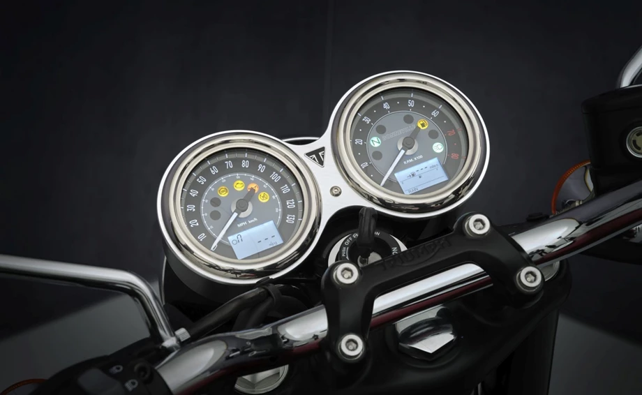 Triumph Bonneville T120 Bild 8: Triumph Bonneville T120