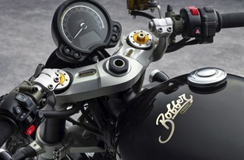 Triumph Bonneville Bobber TFC 2025 - Bild 3