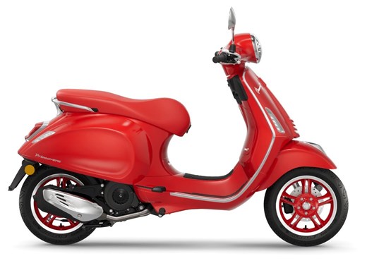 Vespa Primavera 125 (RED)