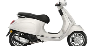 Vespa Primavera 125 2025 vs Vespa GTS 125 i.e. 2018 Vespa Primavera 125 2025 vs Vespa GTS 125 i.e. 2018