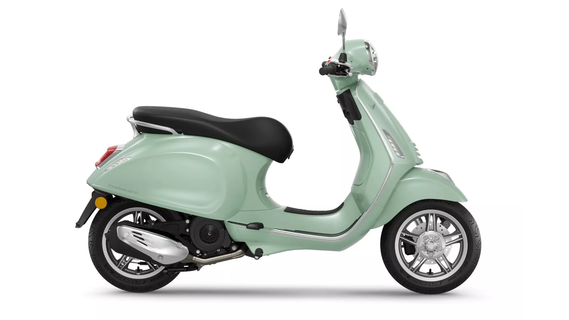 Vespa Primavera 125 - Image 2 Vespa Primavera 125 - Image 2