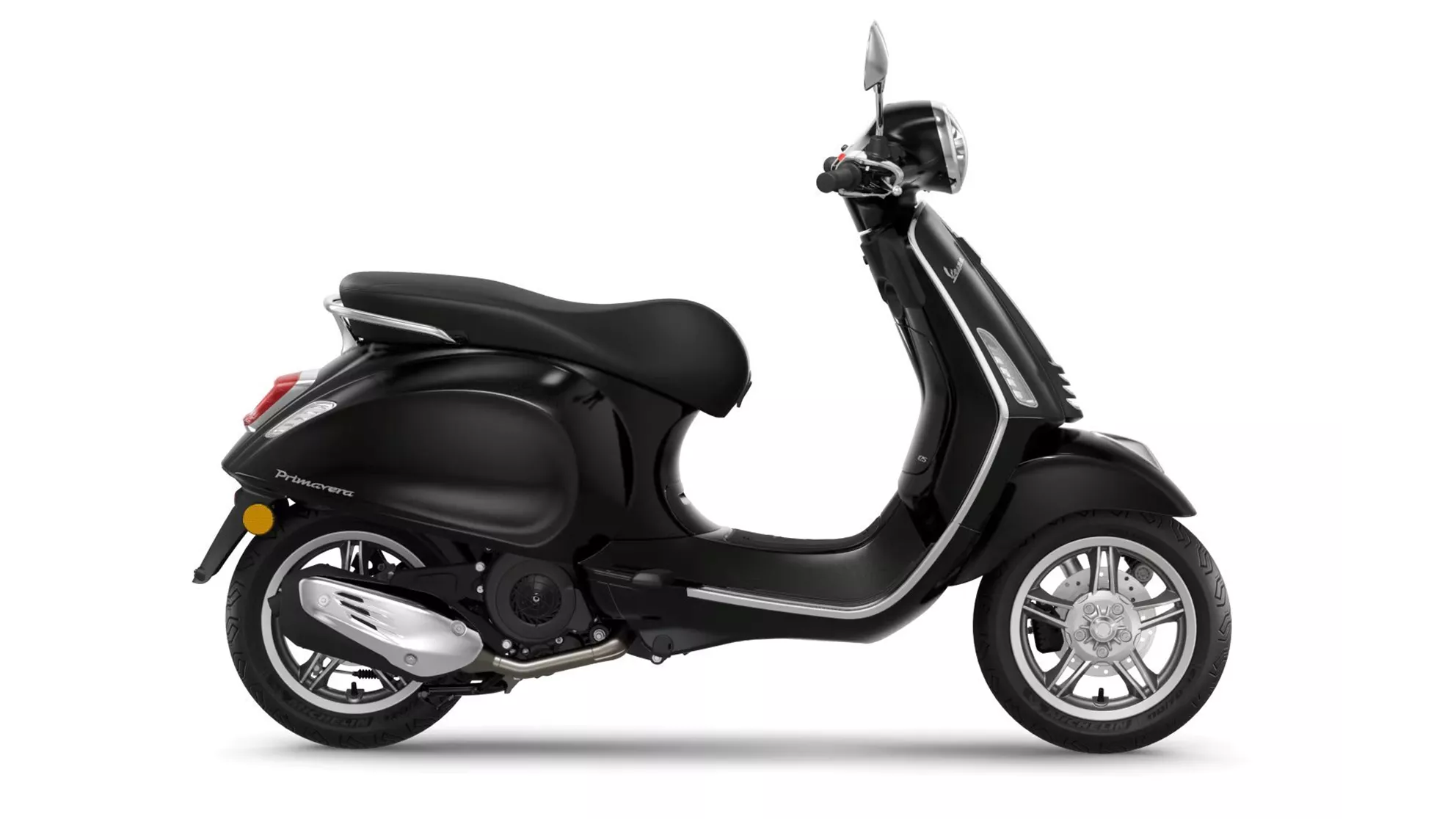 Vespa Primavera 125 - Image 3 Vespa Primavera 125 - Image 3