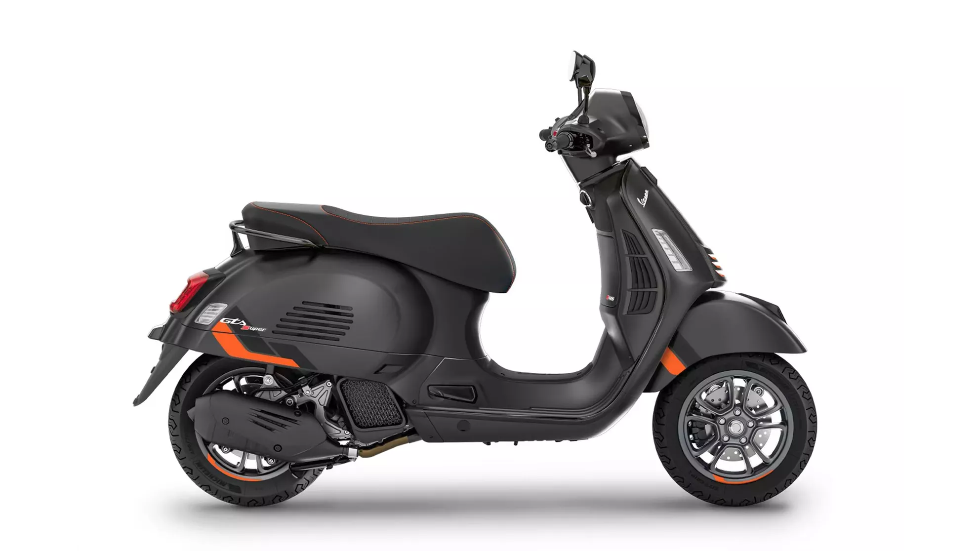 Vespa GTS 125 Super Sport - Image 2 Vespa GTS 125 Super Sport - Image 2