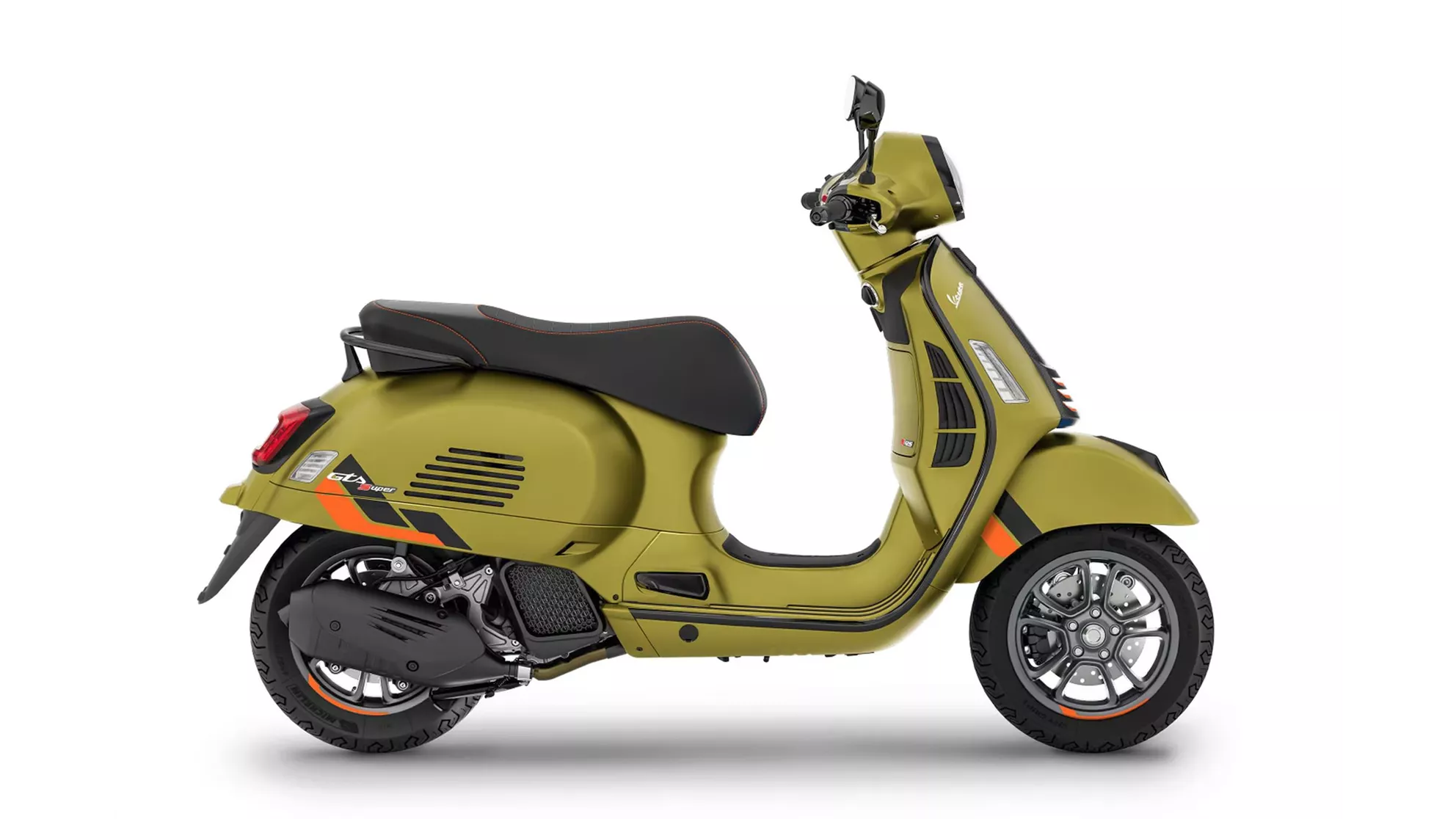 Vespa GTS 125 Super Sport - Image 4 Vespa GTS 125 Super Sport - Image 4