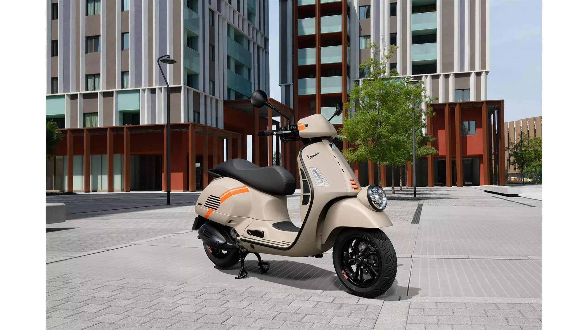 Vespa GTV 300 - Image 1 Vespa GTV 300 - Image 1