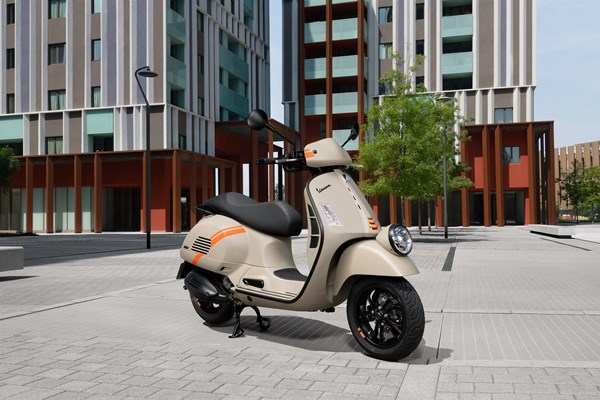 Vespa GTV 300 () - Bild 2