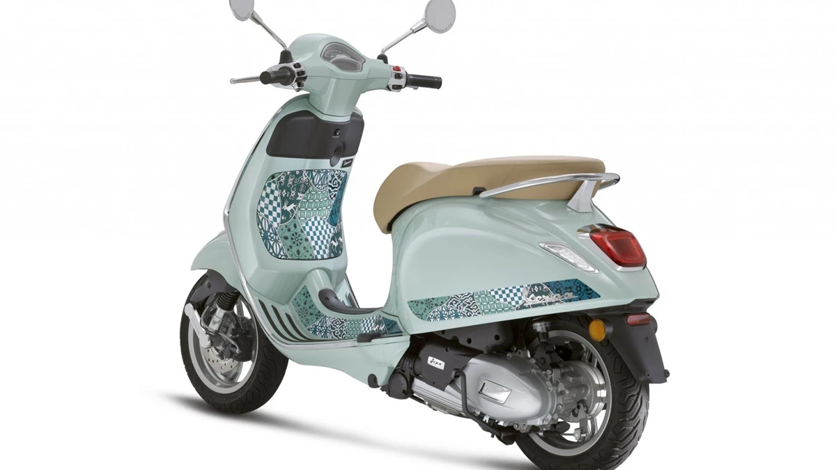 Vespa Primavera 125 Batik Bild 2: Vespa Primavera 125 Batik
