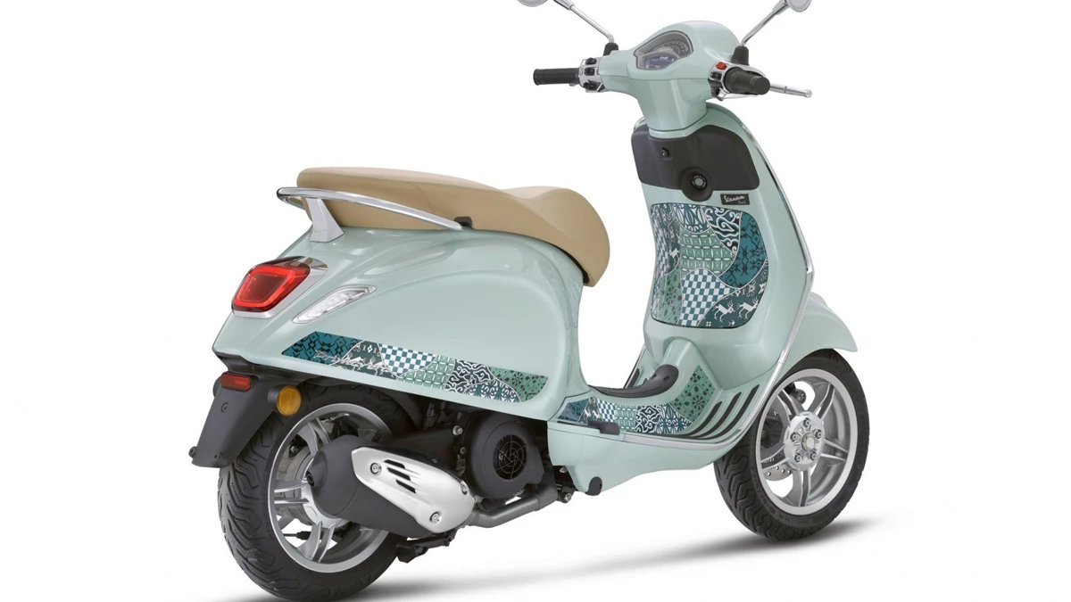 Vespa Primavera 125 Batik Bild 3: Vespa Primavera 125 Batik