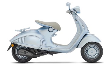 Vespa 946 Snake 