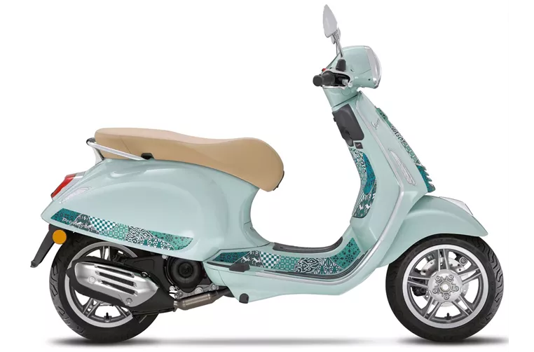 Vespa Primavera 50 Batik 2025 Vespa Primavera 50 Batik 2025