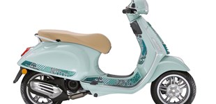 Vespa Primavera 50 Batik 2025 vs Vespa Sprint 50 S 2021