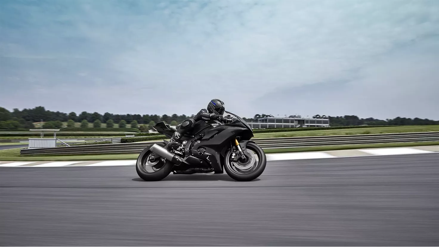 Fade Color R6 Yamaha R6 RACE 2025 - technische Daten, Preise, Bewertungen