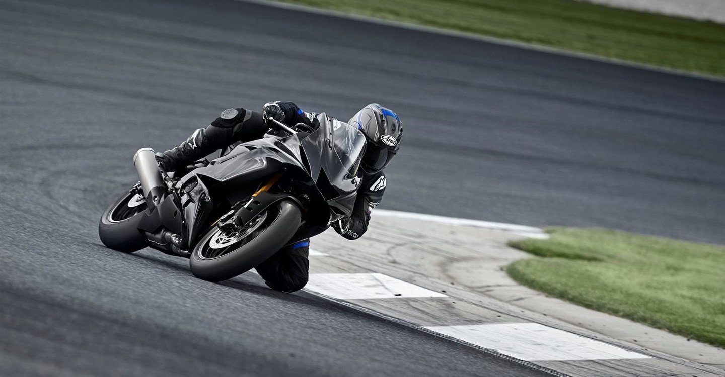 Yamaha R6 RACE