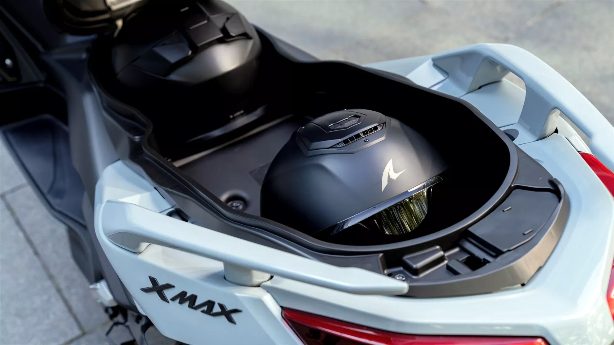 Yamaha XMAX 125 Tech MAX - Image 6 Yamaha XMAX 125 Tech MAX - Image 6