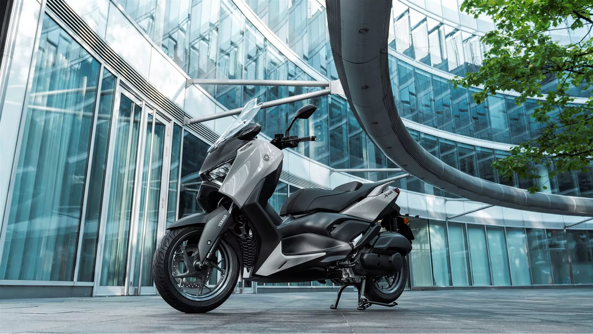 Yamaha XMAX 125 Tech MAX - Image 13 Yamaha XMAX 125 Tech MAX - Image 13