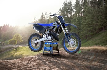 Yamaha YZ125 Monster Energy Yamaha Racing Edition 2025 - Bild 5 Yamaha YZ125 Monster Energy Yamaha Racing Edition 2025 - Bild 5
