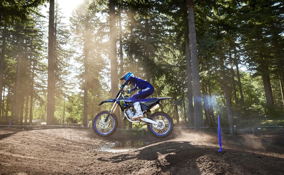 Yamaha YZ125 Monster Energy Yamaha Racing Edition Bild 9: Yamaha YZ125 Monster Energy Yamaha Racing Edition