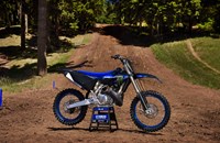 Yamaha YZ250 Monster Energy Yamaha Racing Edition 2025 - Bild 4 Yamaha YZ250 Monster Energy Yamaha Racing Edition 2025 - Bild 4