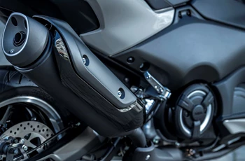 Yamaha TMAX Tech MAX 2025 - Bild 13 Yamaha TMAX Tech MAX 2025 - Bild 13