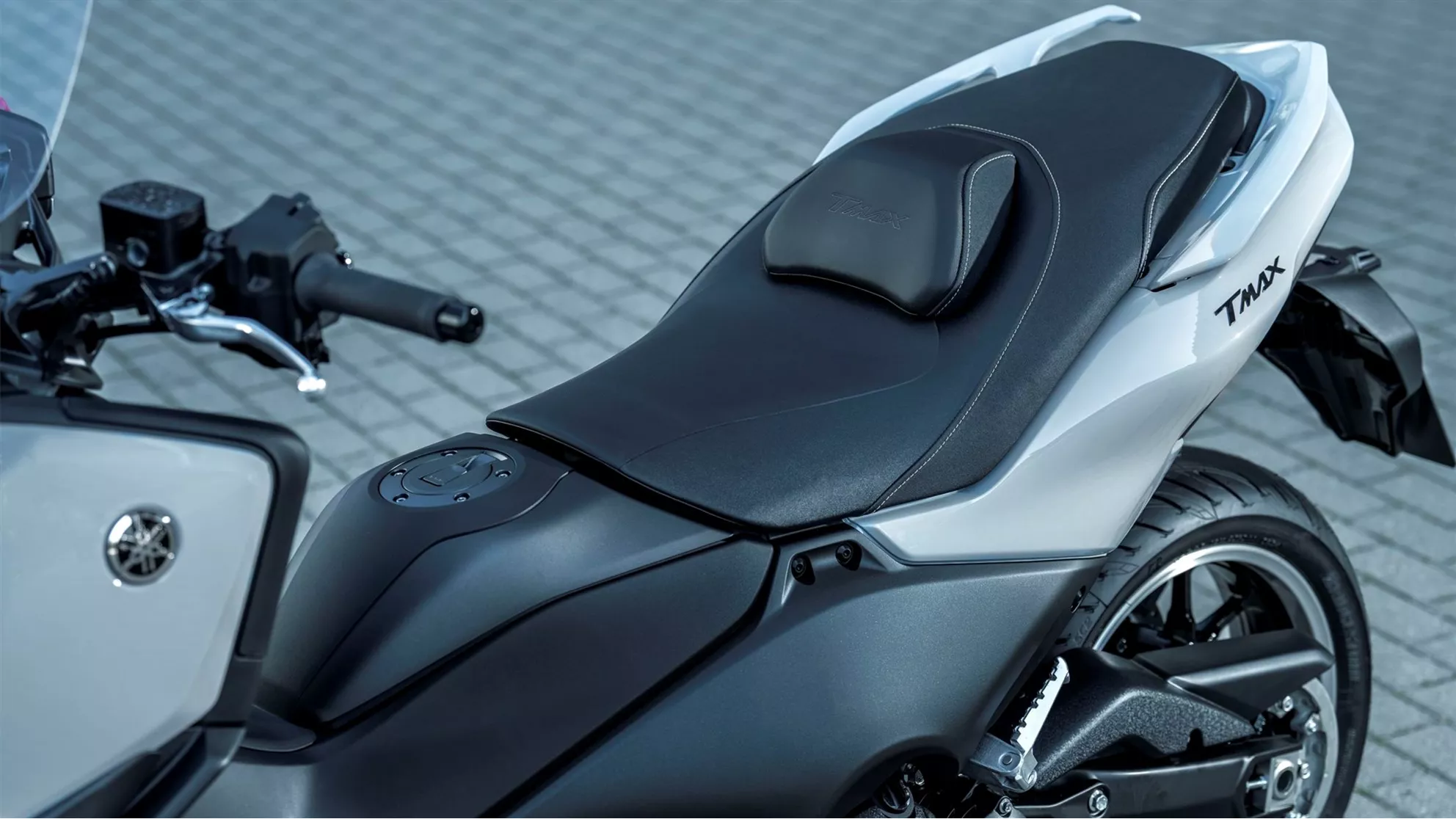 Yamaha TMAX Tech MAX - Image 12 Yamaha TMAX Tech MAX - Image 12