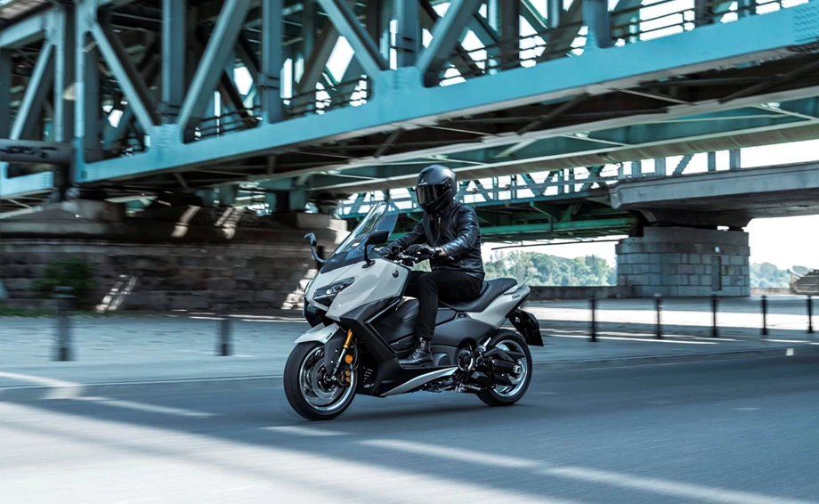 Yamaha TMAX Tech MAX Bild 4: Yamaha TMAX Tech MAX