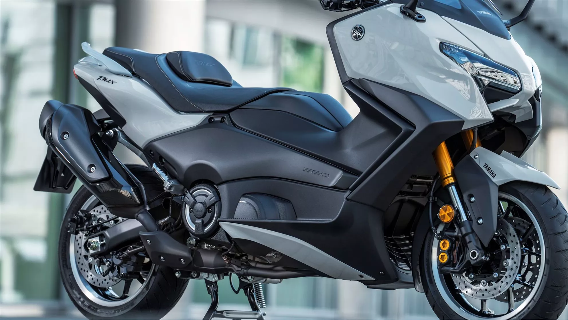 Yamaha TMAX Tech MAX - Image 16 Yamaha TMAX Tech MAX - Image 16